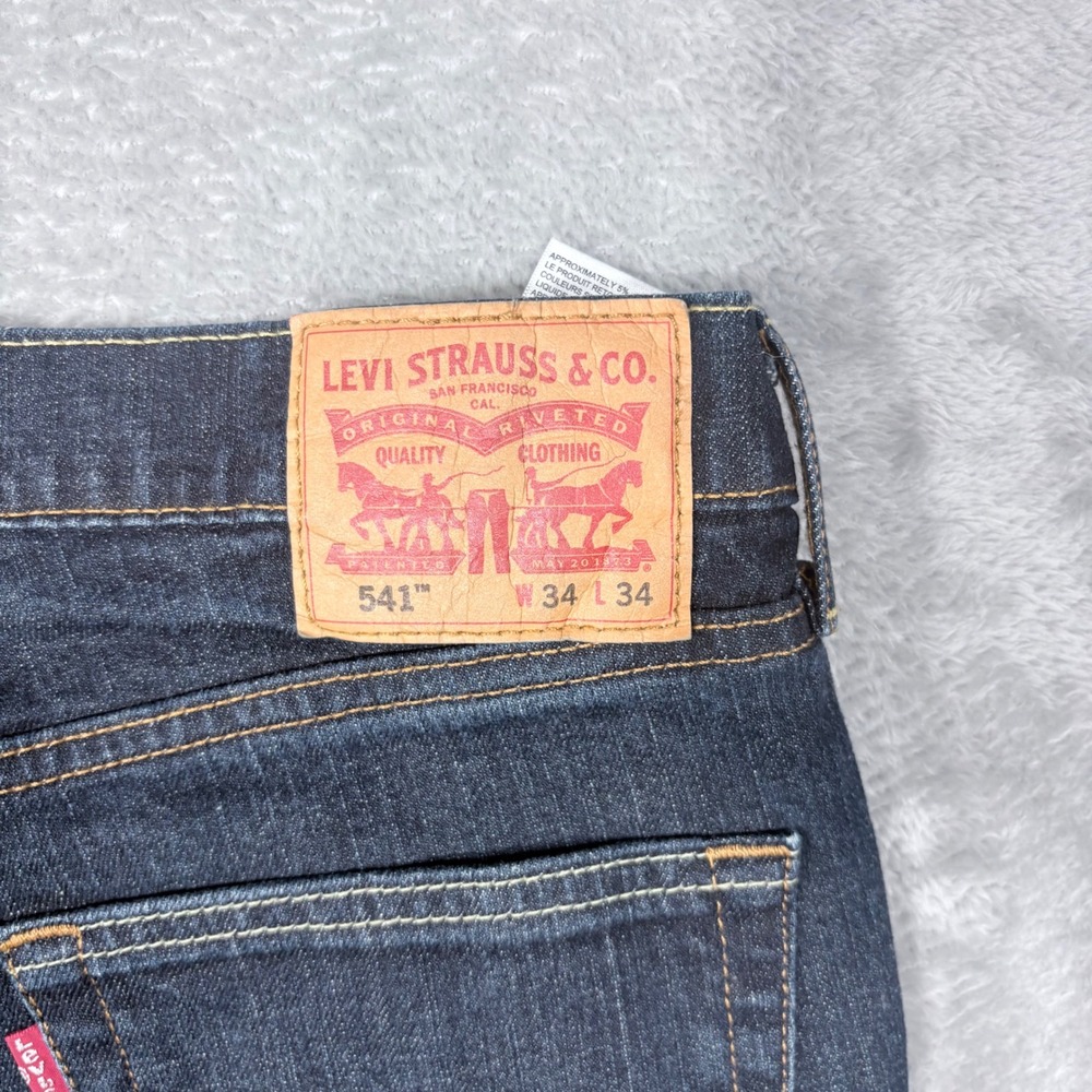 Levi's 541 Athletic Taper Jeans Mens 34x34 Dark Wash Indigo Stretch Denim - Picture 12 of 16